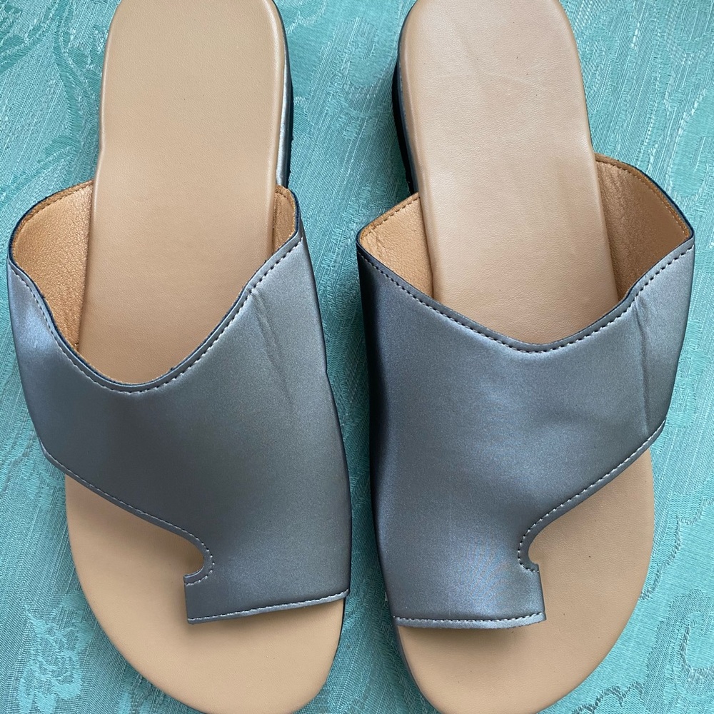 Platinum sandals. New.